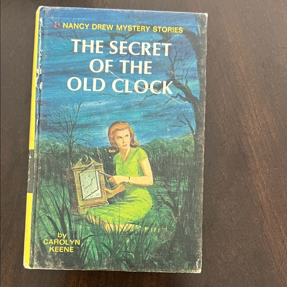 Vintage Nancy  - The Secret of the Old Clock